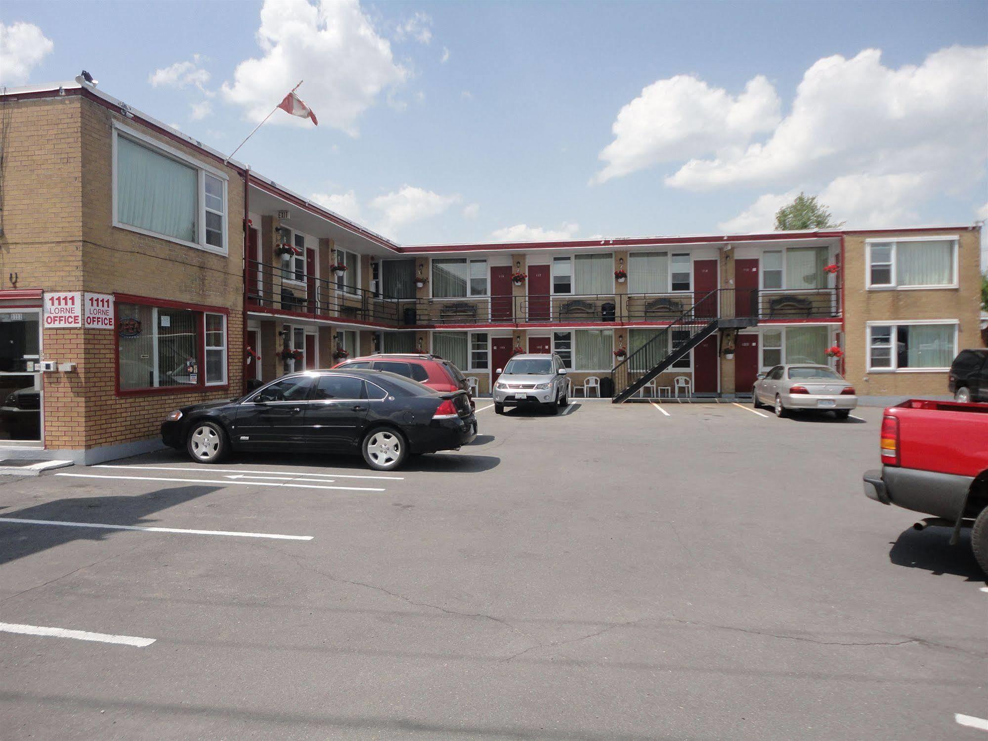 Imperial Fireside Inn Sudbury Exterior foto